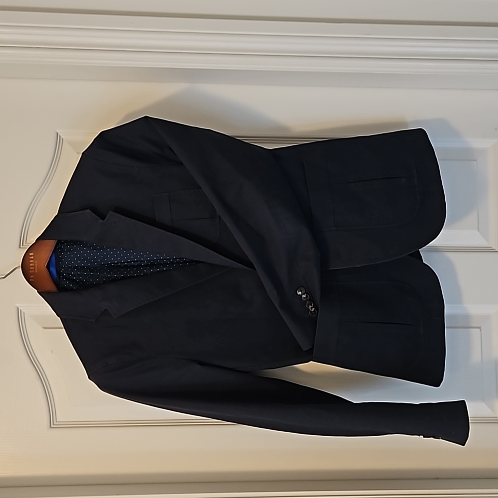 Blazer - Picture 1 of 2